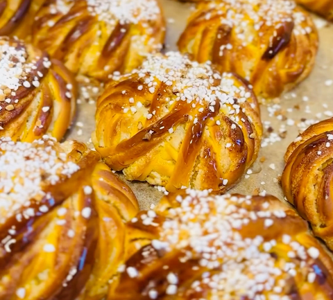 BAK 4 pack Saffransbulle - Saffron Buns 4-p- Fresh Frozen - 440g-Swedishness