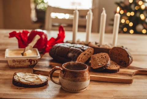 This Swedish Christmas Bread Might Become Your New Winter Obsession 🎄