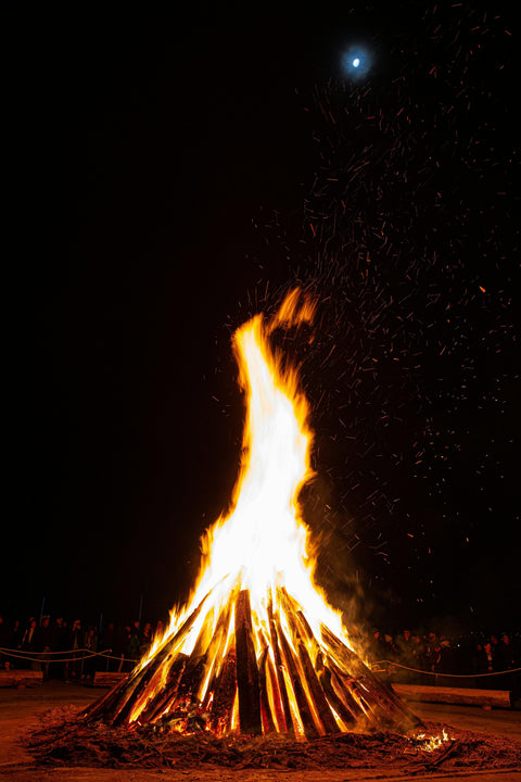 Inside Sweden’s Most Beautiful Spring Tradition: Valborg, Food & Firelight 🔥