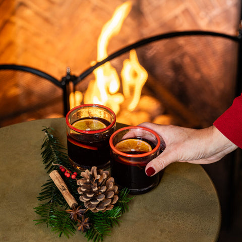 🍷 Glögg – The Warm Drink That Defines Swedish Winter